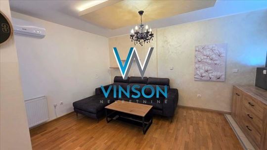 Novi Sad, Bulevar Evrope - Uknjižen četvorosoban d