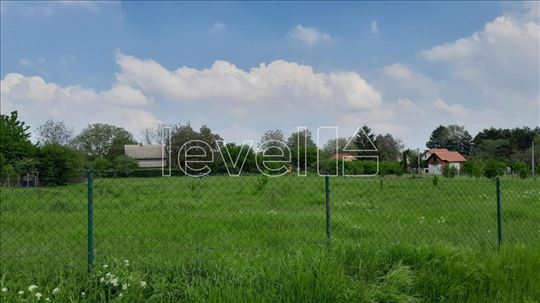 Plac,Čortanovci,Čortanovci,kv: 3990.00, € 100000, 