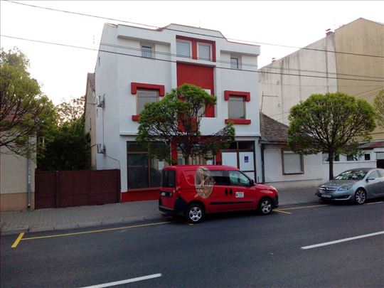 Poslovno-stambeni prostor ukupne površine od 315m2