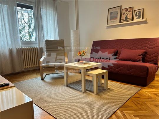 Renoviran stan 45m2-Voždovac-Brace Jerkovic