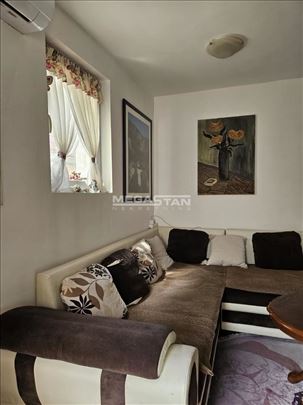 Slavujev venac, kuća+garsonjera