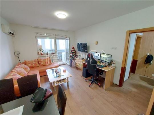 Stan,Novi Sad,Nova Detelinara,kv: 43.00, € 131000