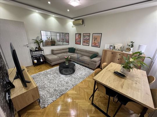 Učiteljsko naselje, Mis Irbijeva, 53 m2