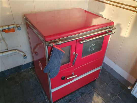 Alfa 70 dominant crveni, malo radio