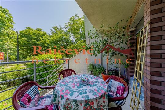 Dedinje, Raska, 5.0, 142 m2, 2 lodje, VPR i I od I