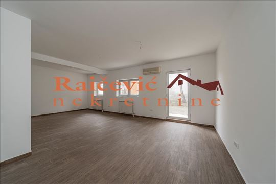 Deljiv, Kalenic, Mlatisumina, 2.0 PP od 59 m2