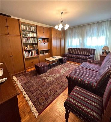 Dž. Kenedija, Retenzija, 2,0, 60m2, namešten