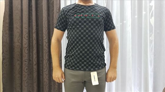Gucci majica L velicina Novo!