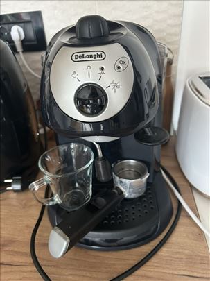 Kao nov DeLonghi ec 190CD aparat za kafu