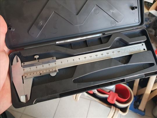 Kljunasto pomicno merilo / (Subler) 0-150 i 0-200