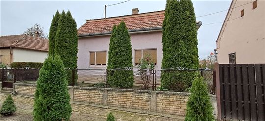 Kuća na prodaju, Stara Moravica