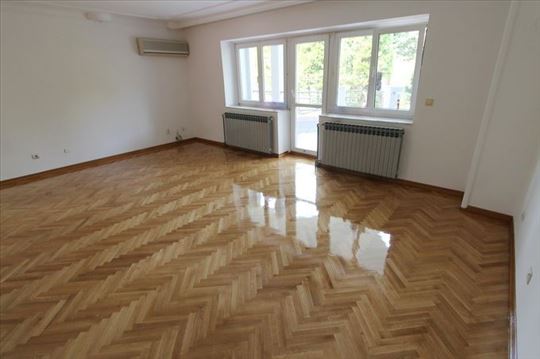 Kuća za poslovni prostor, ID 1084