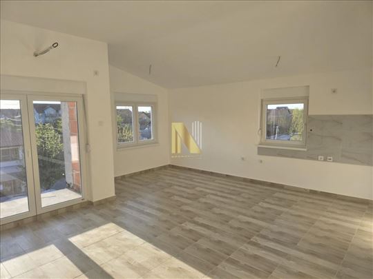 Troiposoban Nov I UknjiŽen + povrat PDV-a - Vidovd