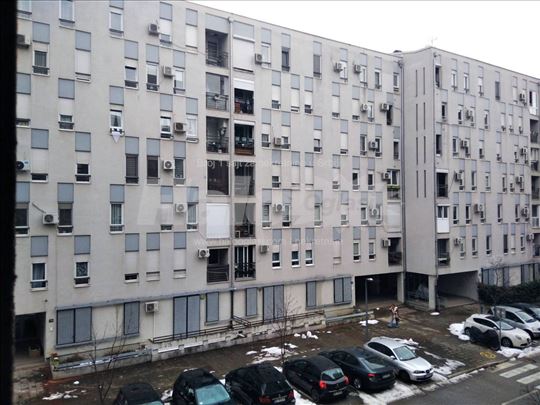 Novi Beograd, blok 72, jednosoban stan