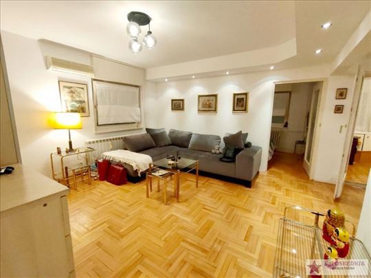 Novi Beograd, Stari Merkator, Otona Župančića, 55m