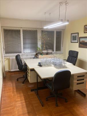 Poslovni prostor 77 m2 + Garaza, N.Bg kod Arene