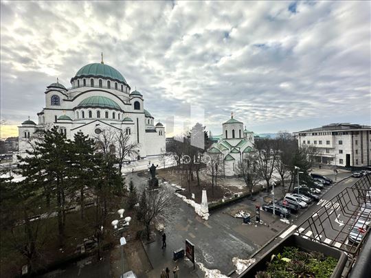 Poslovni prostor sa pogledom na Hram Svetog Save