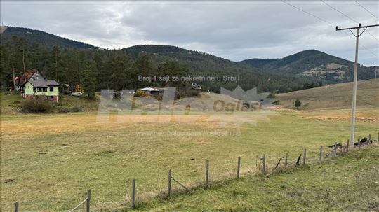 Prodajem plac na Zlatiboru,2km od Ribničkog jezera