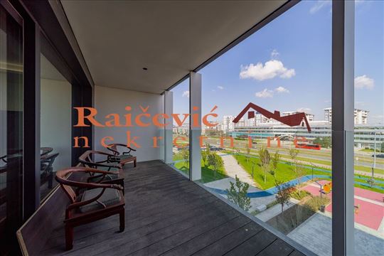 Retko, Blok 58, Jurija Gagarina, 99 m2, garaza