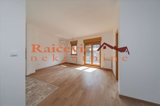 Trosarina, Milisava Djurovica, 3.5, 70 m2 sa T
