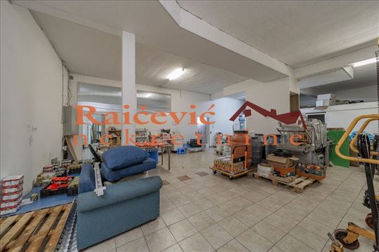 Vojvode Vlahovica, lokal od 315 m2