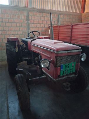 Zetor 1978 i plugovi, na prodaju!!