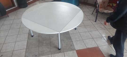 Banket stolovi sklopivi, uvoz iz Švajcarske