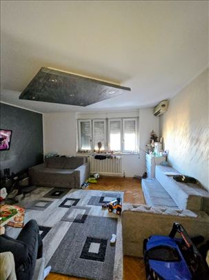 Čukarička padina stan na prodaju