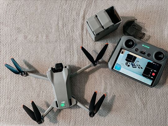 DJI Mini 3 Fly More Combo (DJI RC)