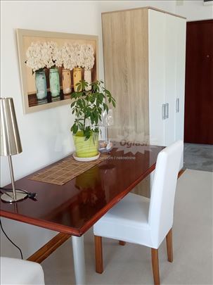 Izdaje se jednosoban stan Vozdovac,280edepozit150e