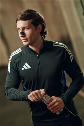 LIMITLESSS premium flasteri za nos