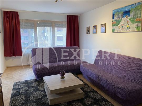 Odličan trosoban stan, namešten, 69m2, 7.sprat, ko