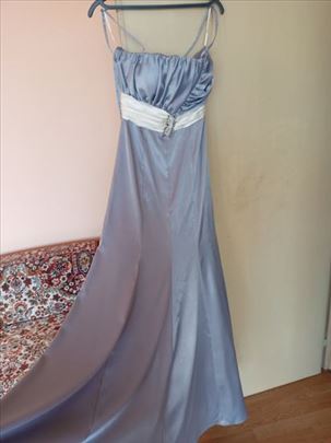 Prelepa svečana haljina