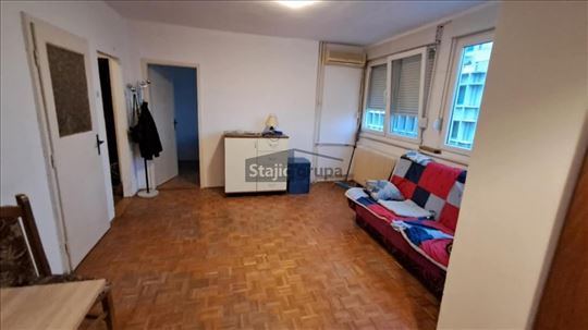 Useljiv, odličan, top pozicija