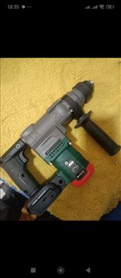 Womax akumulatorski Bušač i udarni Čekić 