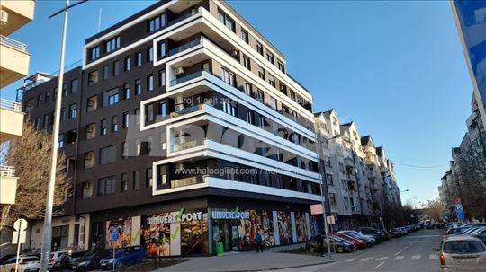 ĆIRPANOVA 14 nov useljiv stan sa garažnim mestom  