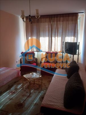 Izdaje se odličan stan kod Dif-a i Fakulteta zašti