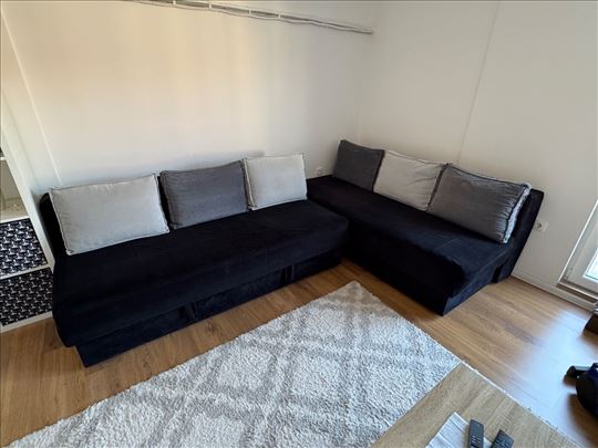 Prodajem dva grof lezaja Numanovic