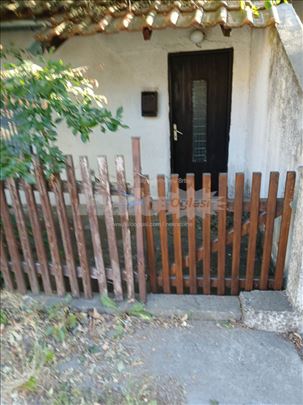 Prodajem kuću u centru Sokobanje