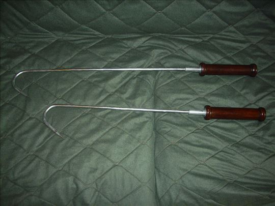 Rhiano Prohromska KUKA Za Kapitalce Inox