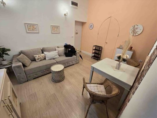 Skadarlija, 2.0, namešten ID#18018