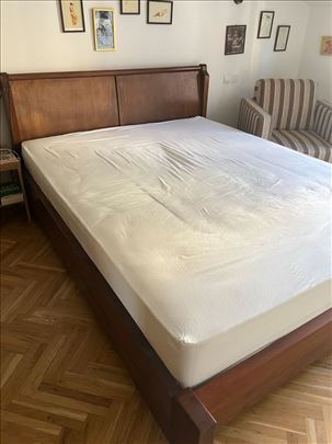 Bracni krevet od pune hrastovine, izuzetan