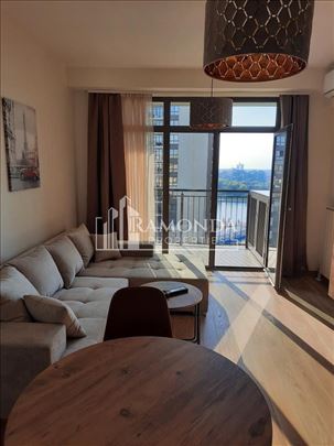 Izdavanje, dvosoban stan, BW Aurora, Beograd na vo