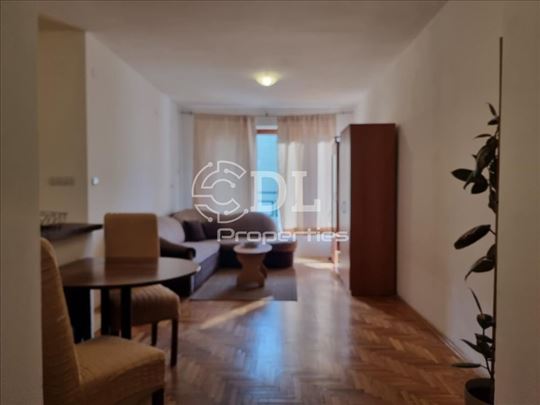 Južni bulevar,1.0 namešten stan +terasa ID#2601