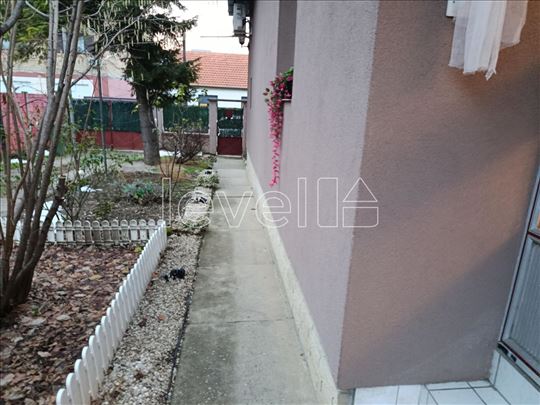 Kuća,Novi Sad,Telep Severni,kv: 180.00, € 315000, 