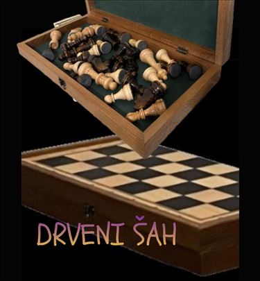 Kvalitetan drveni šah