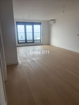 Luks useljiv 3.5 stan - Jove Ilića ID#4041