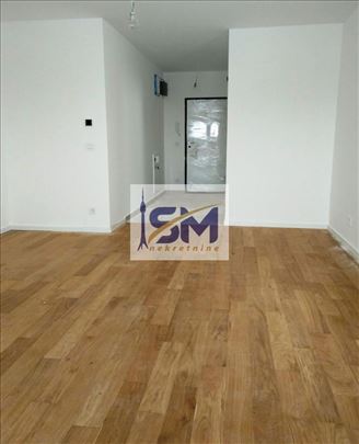 Novih Lux 87m2 u srcu Železnika