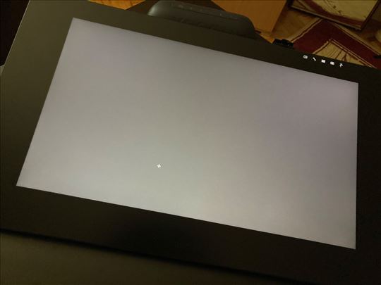 Wacom Cintiq Pro 24" (4K) – praktično nekorišćen, 