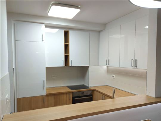 West 65 - Newport - Lux - Garaža - 60m2